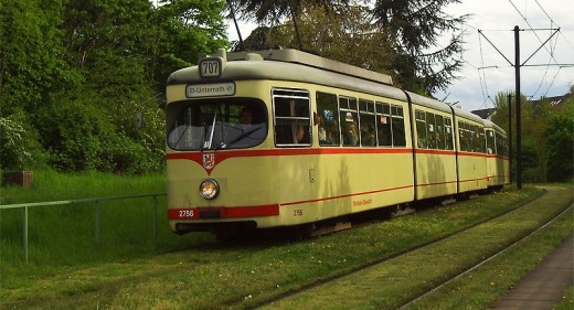 707 Universität