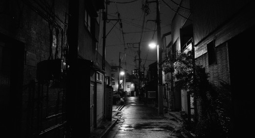 Straße bei Nacht